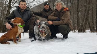 chasseurs dans la neige